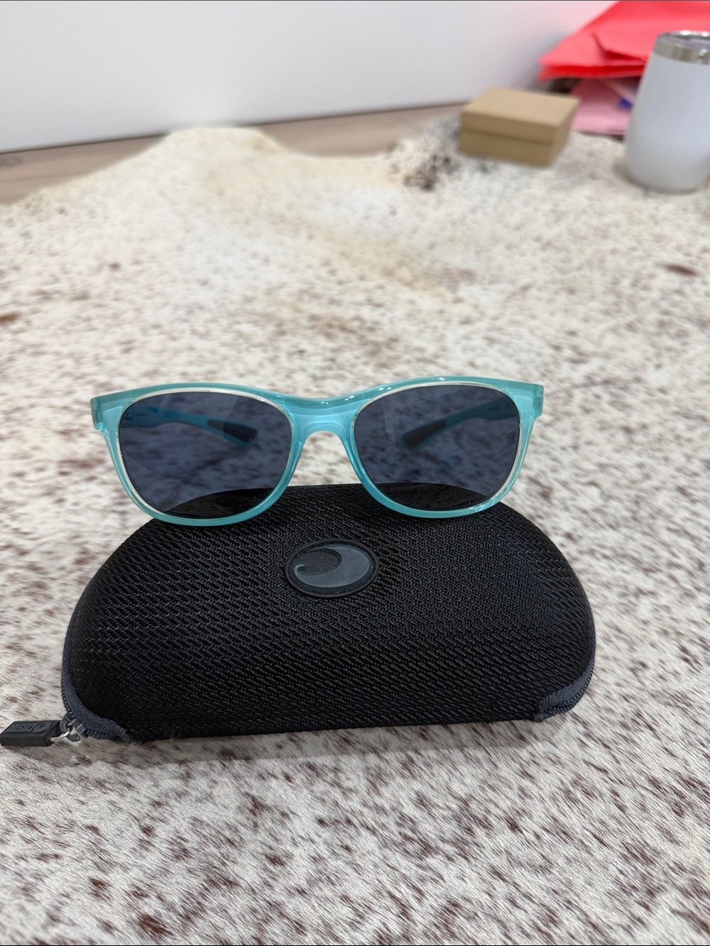 Light blue Women's Sunglasses - Polarized UV Protection